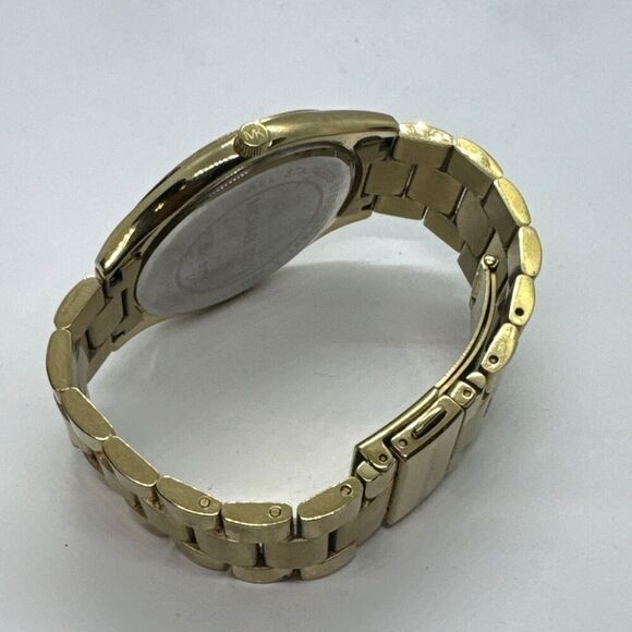 Michael Kors Slim Runway MK3264 Women Analog Pink Dial Quartz Wrist Watch JNA256 - Picture 8 of 11